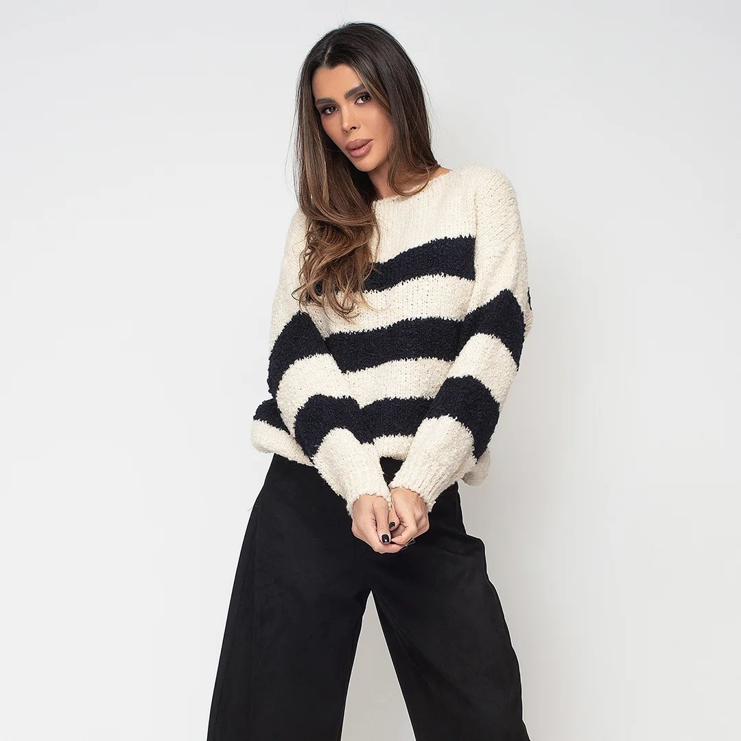 Пуловер с ленти